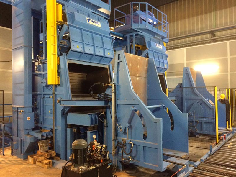 szemcseszóró berendezés